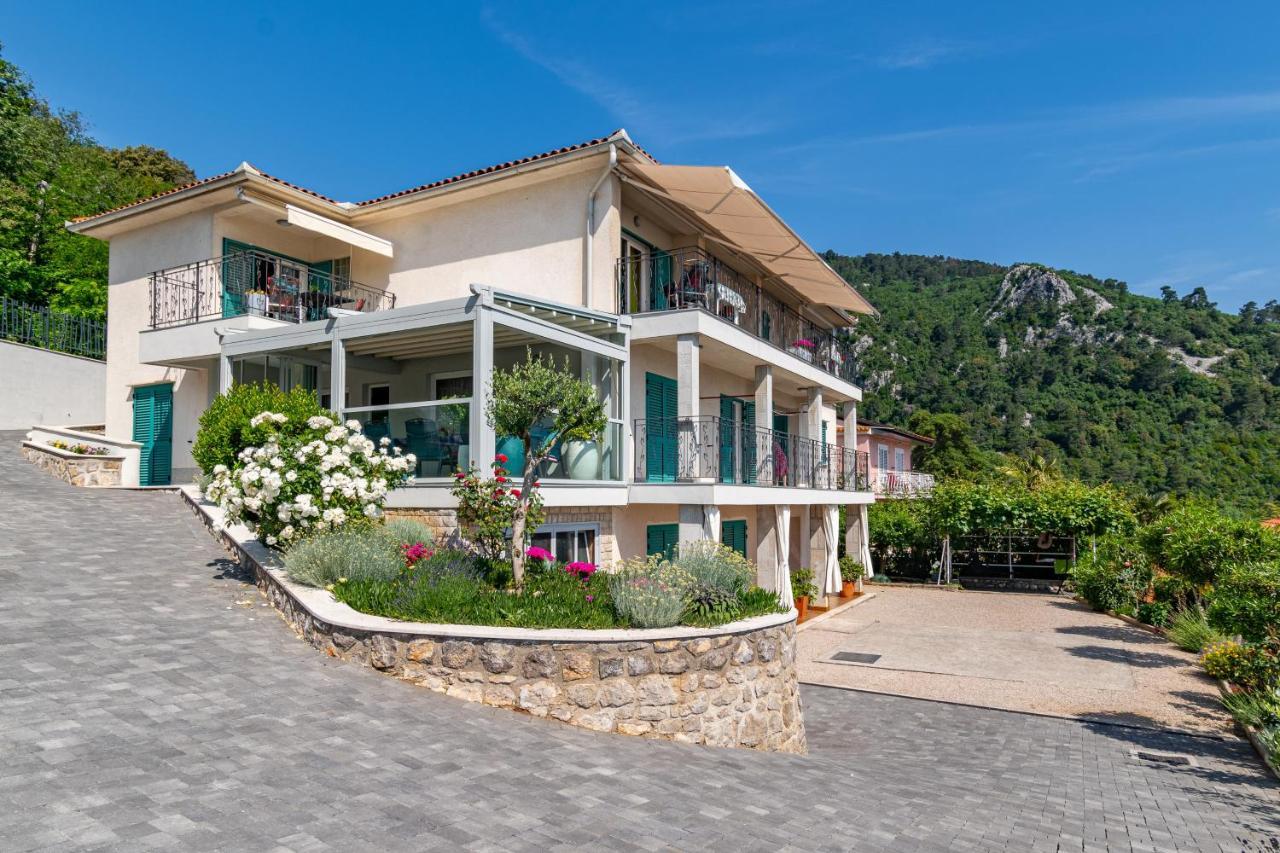Apartments By The Sea Medveja, Opatija - 7720 Lovran Exterior photo