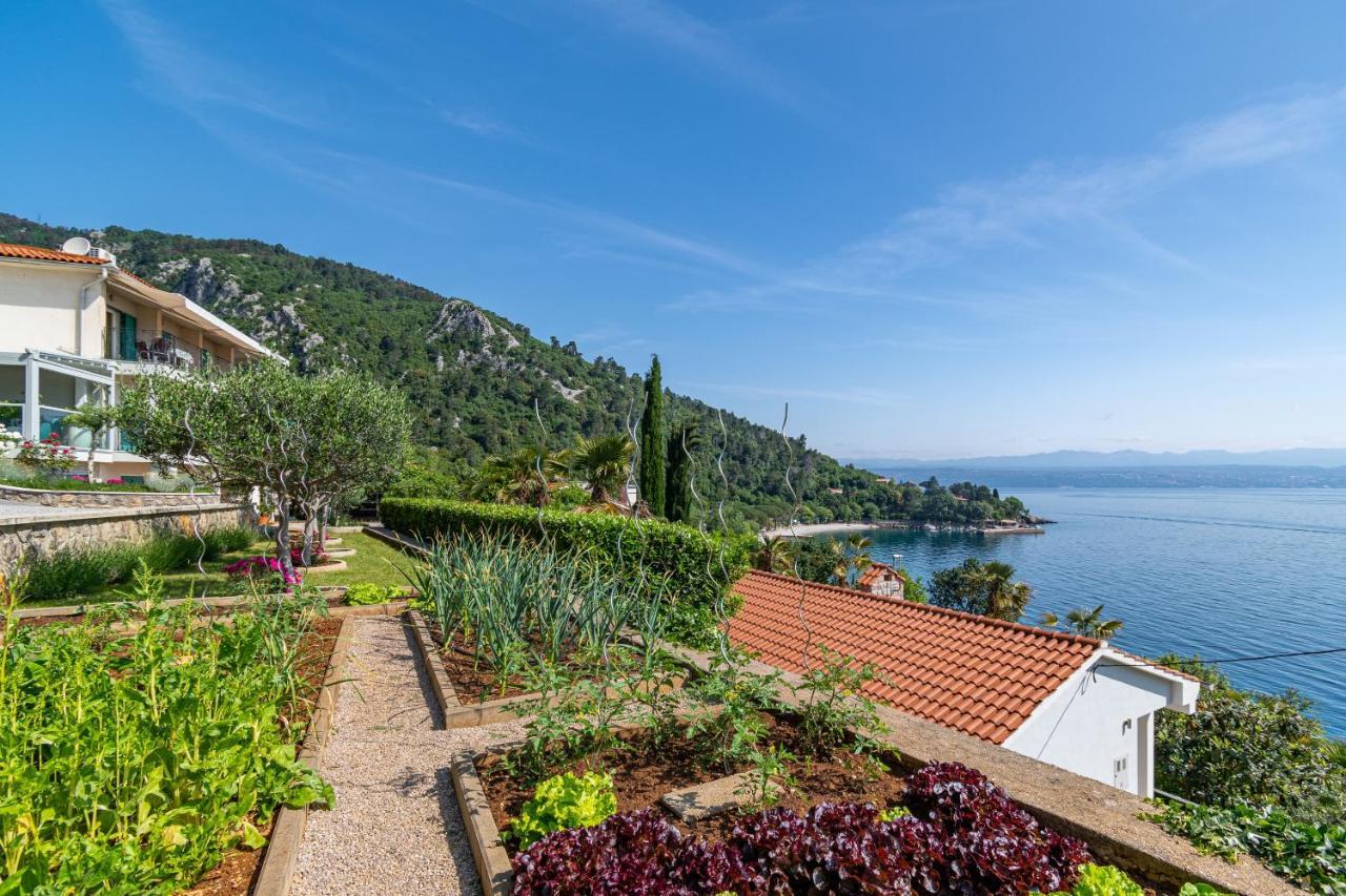 Apartments By The Sea Medveja, Opatija - 7720 Lovran Exterior photo