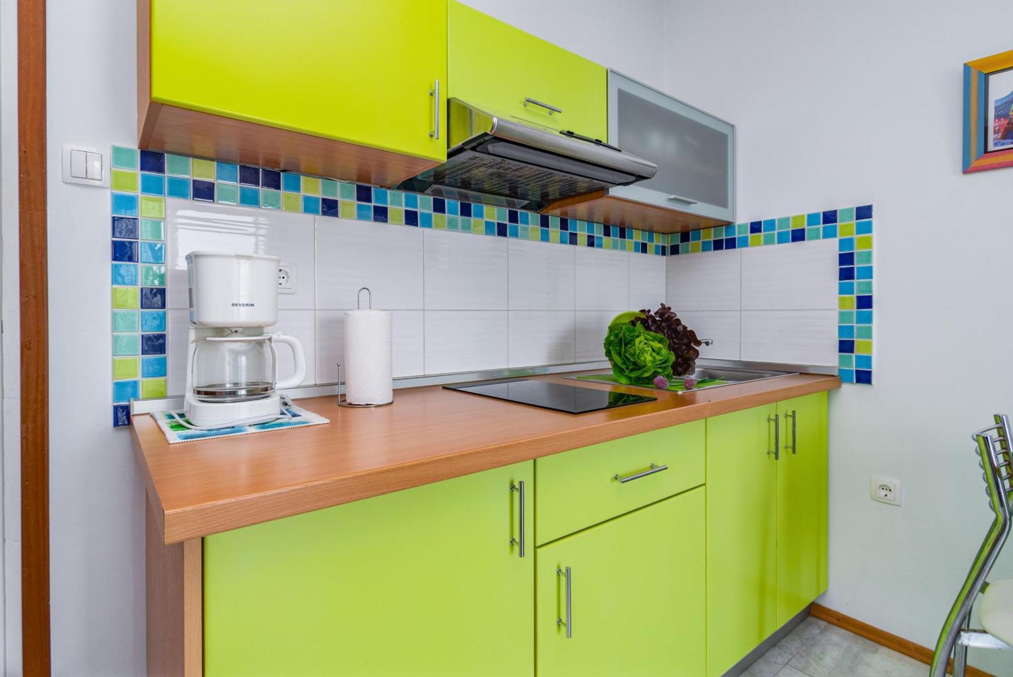 Apartments By The Sea Medveja, Opatija - 7720 Lovran Room photo