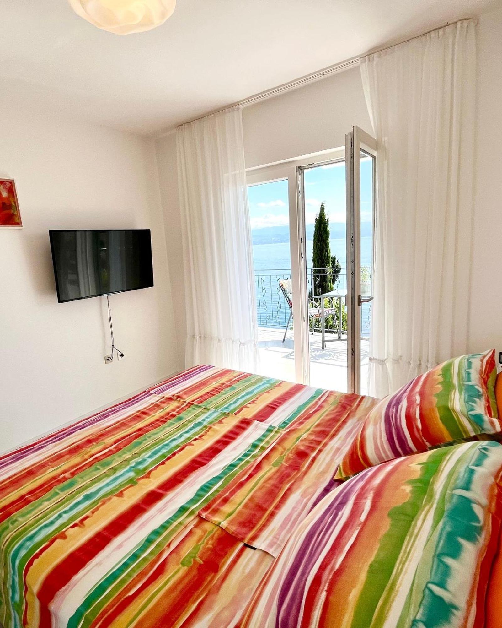 Apartments By The Sea Medveja, Opatija - 7720 Lovran Room photo