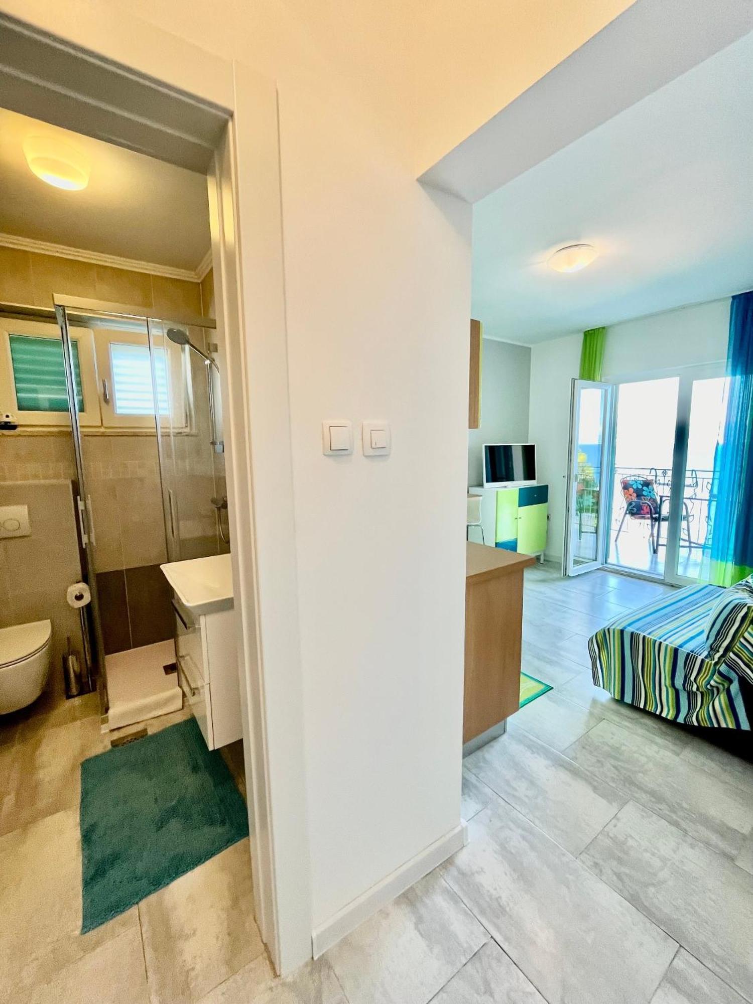 Apartments By The Sea Medveja, Opatija - 7720 Lovran Exterior photo