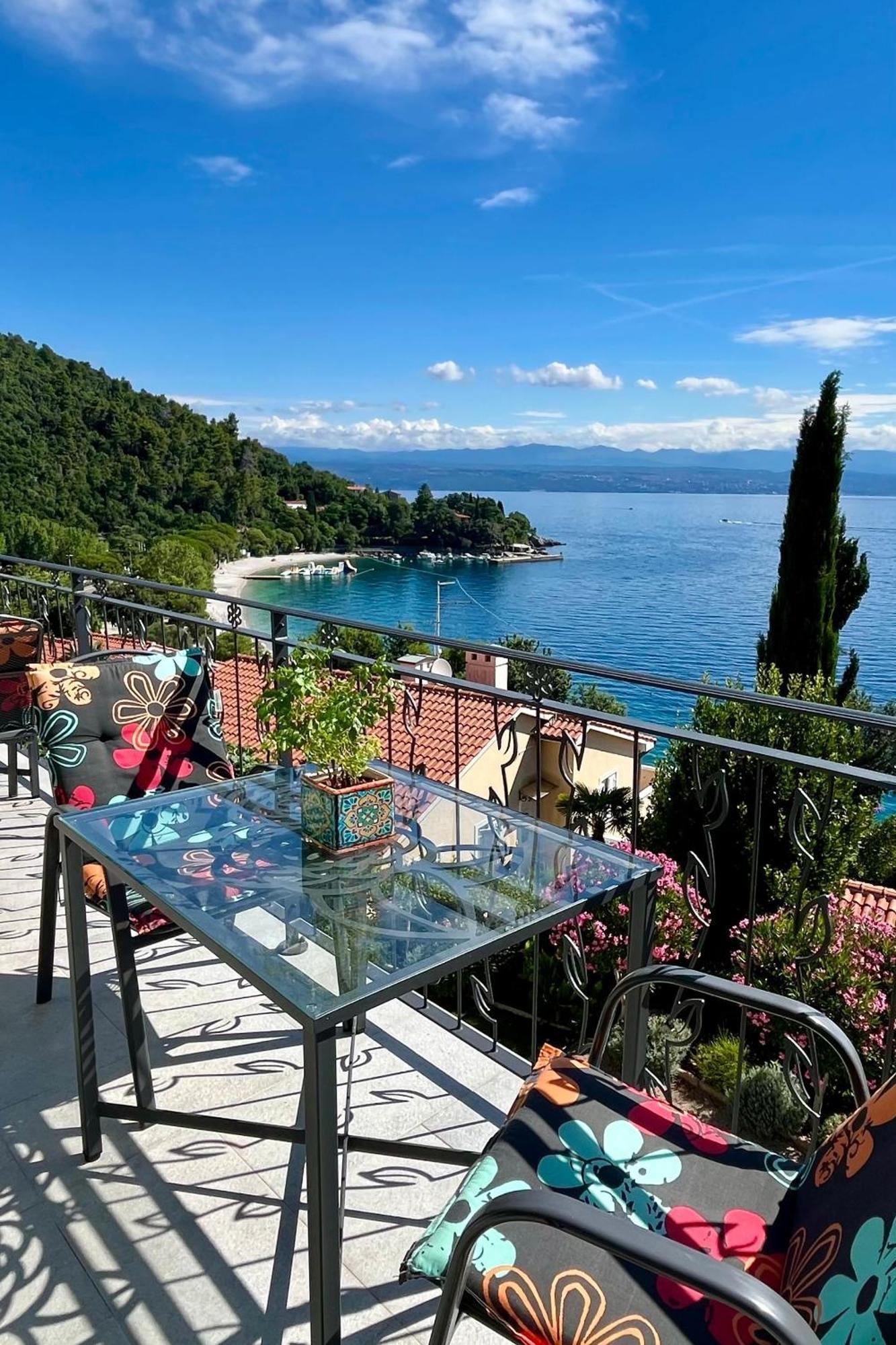 Apartments By The Sea Medveja, Opatija - 7720 Lovran Exterior photo